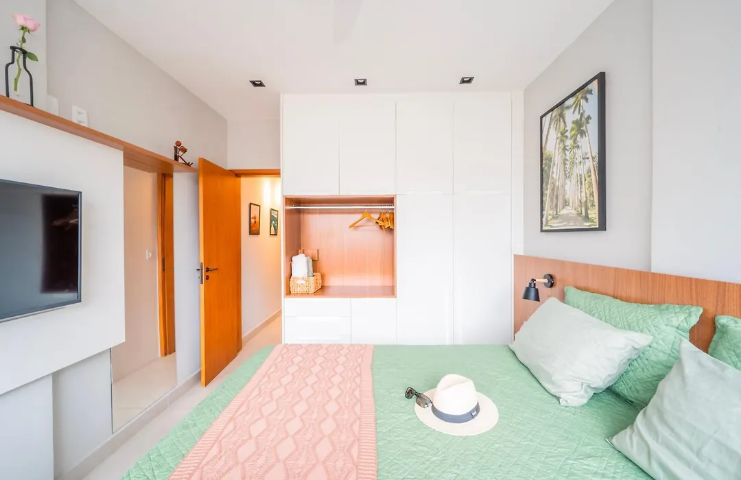 Modern Flamengo Apartment Fast Wi-Fi - 30M Metro - 600M Beach-1